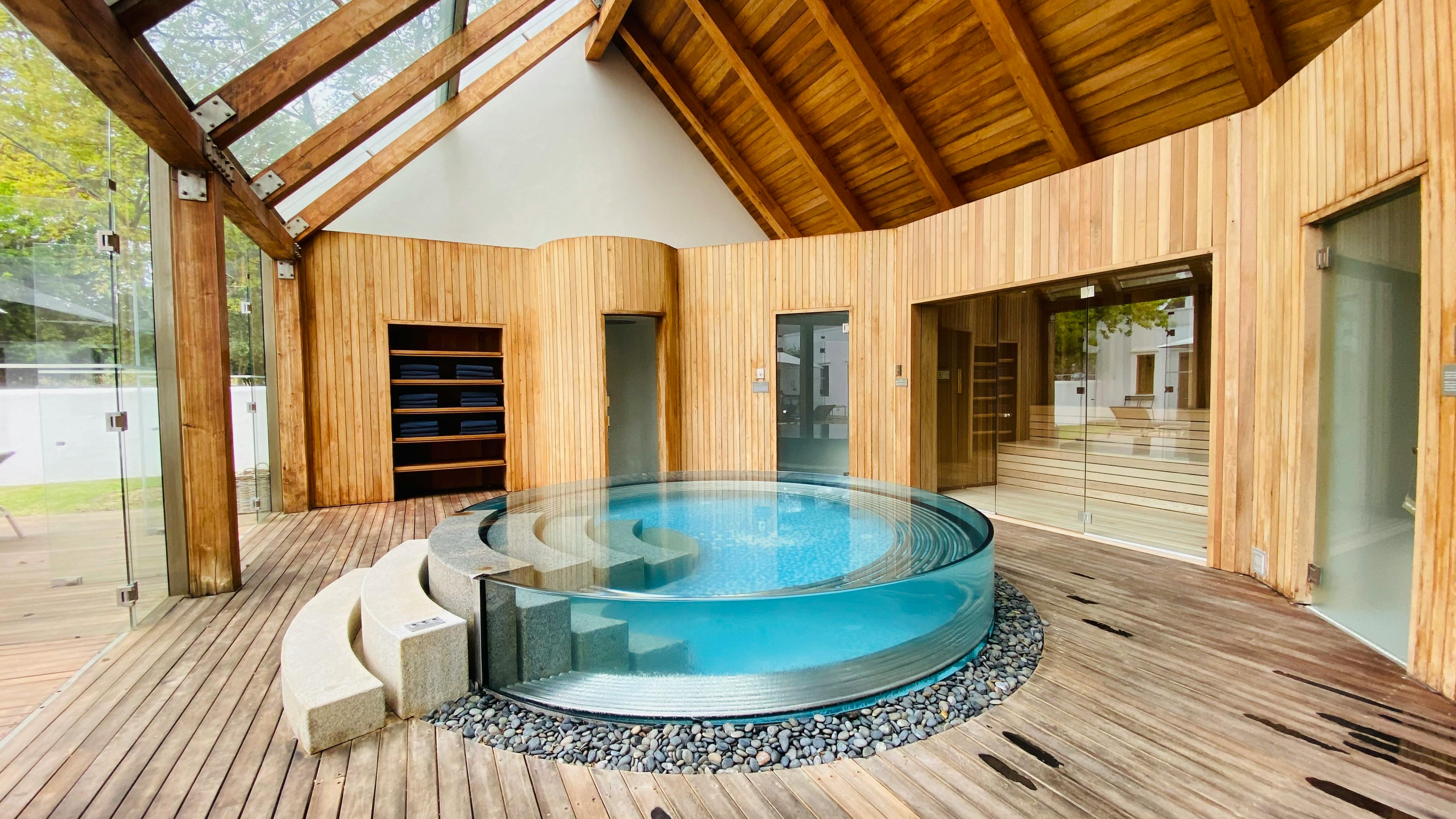 Riviera Bliss Jaccuzi
